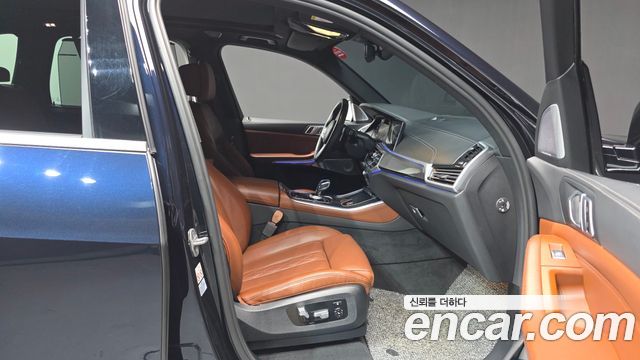 BMW X5 2022 — photo 10