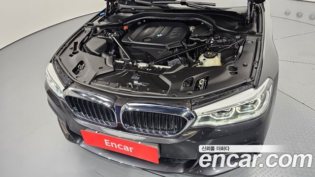 BMW 5-Series 2017 — photo 6