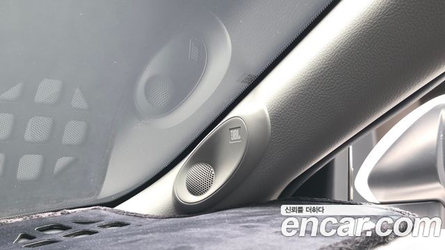 Toyota Camry 2019 — photo 27
