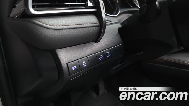 Toyota Camry 2019 — photo 29