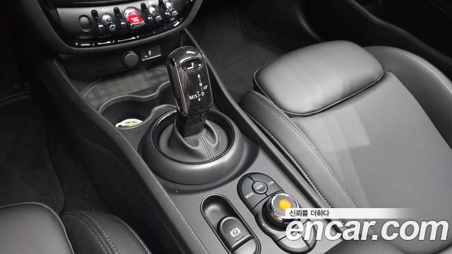 Mini Clubman 2019 — photo 12