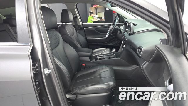 Hyundai Santafe 2019 — photo 11