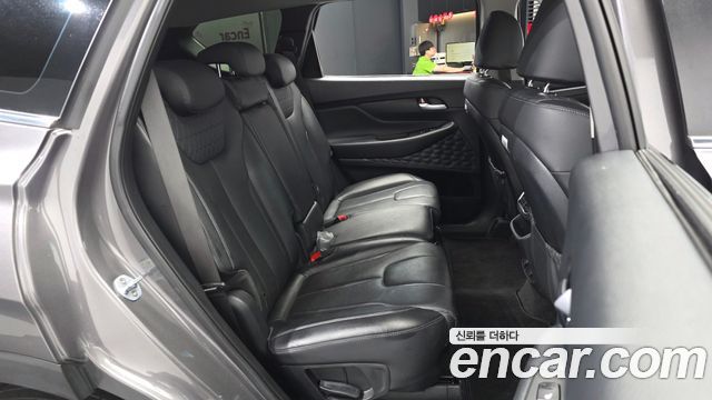 Hyundai Santafe 2019 — photo 12