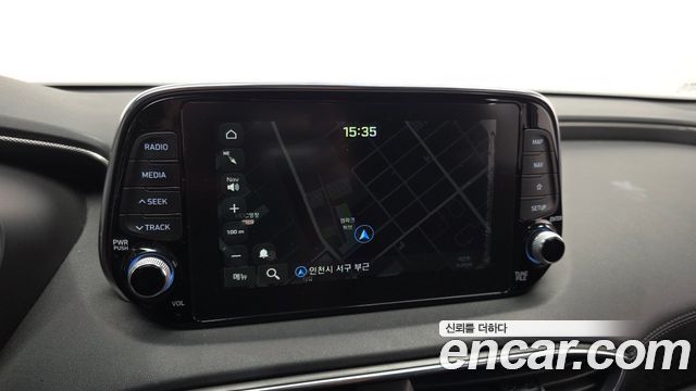 Hyundai Santafe 2019 — photo 14