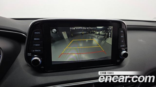 Hyundai Santafe 2019 — photo 15