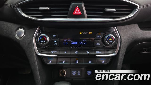 Hyundai Santafe 2019 — photo 16