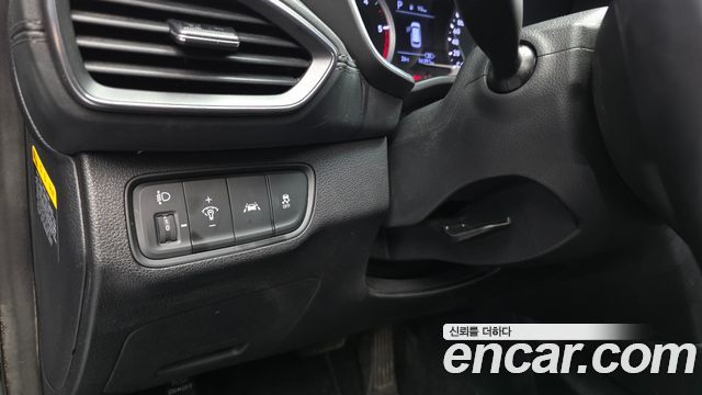 Hyundai Santafe 2019 — photo 17