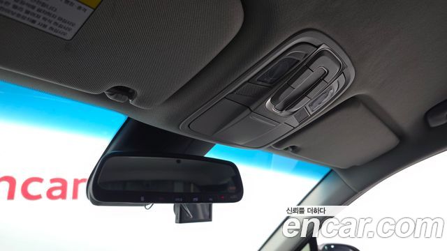 Hyundai Santafe 2019 — photo 18