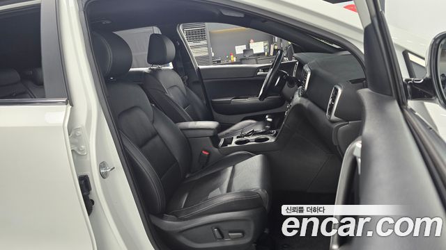 Kia Sportage 2019 — photo 16