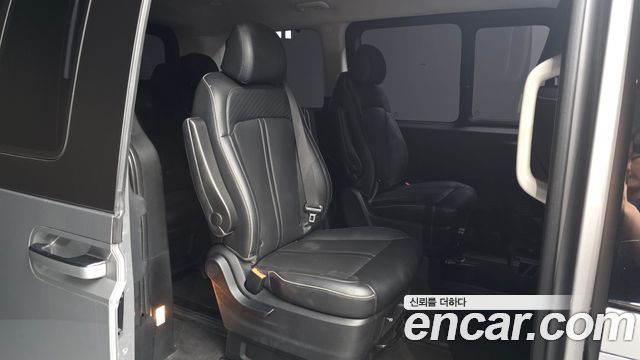 Hyundai Staria 2022 — photo 17