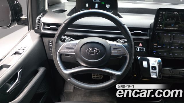 Hyundai Staria 2022 — photo 20