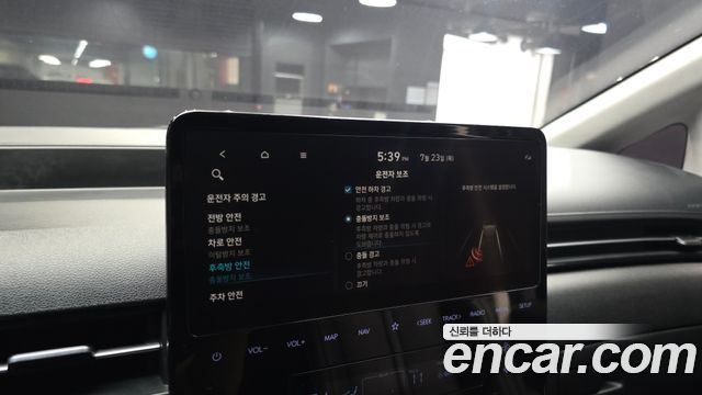 Hyundai Staria 2022 — photo 23