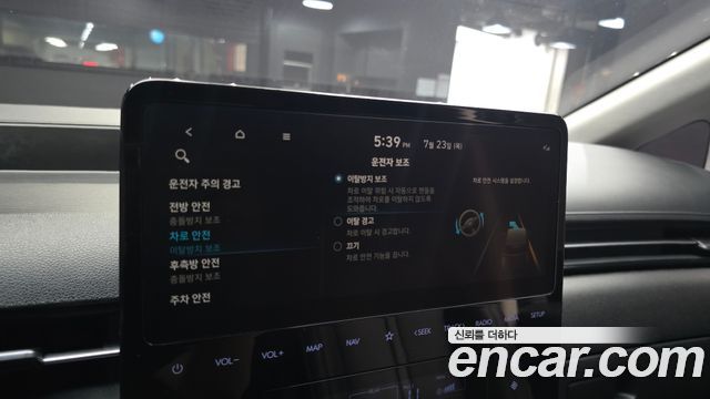 Hyundai Staria 2022 — photo 24