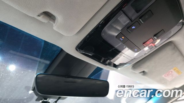 Hyundai Staria 2022 — photo 25