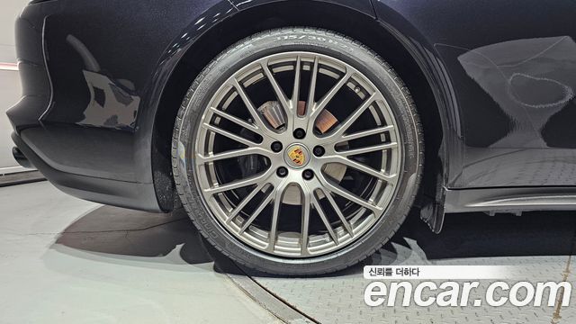 Porsche Panamera 2023 — photo 5
