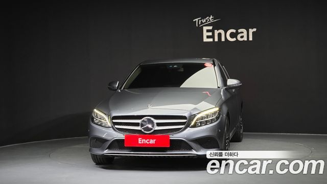 Mercedes-Benz C-Class 2019 — photo 3