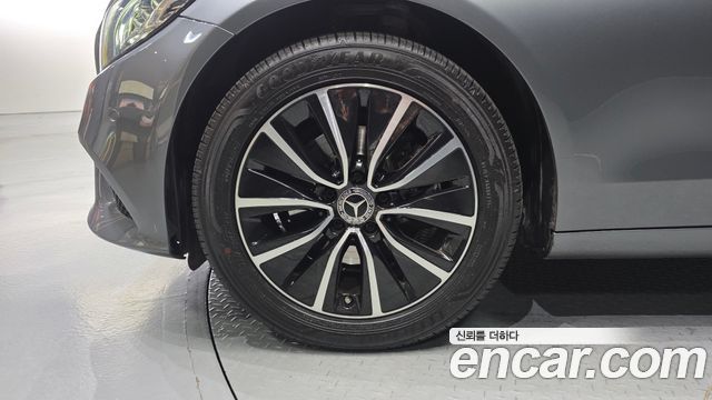 Mercedes-Benz C-Class 2019 — photo 5
