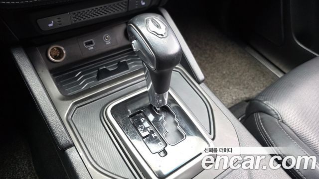 KG Mobility Rexton 2018 — photo 12