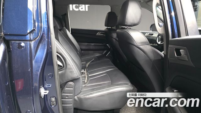KG Mobility Rexton 2018 — photo 18