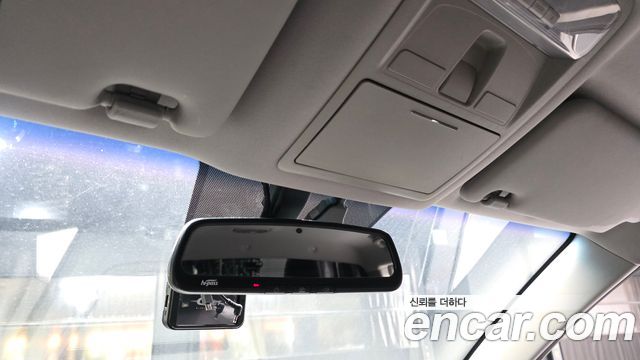 KG Mobility Rexton 2018 — photo 22
