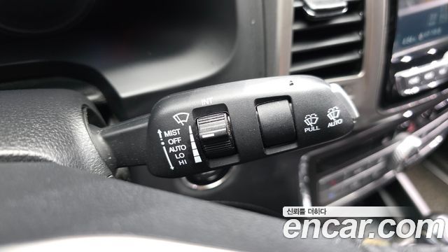 KG Mobility Rexton 2018 — photo 24