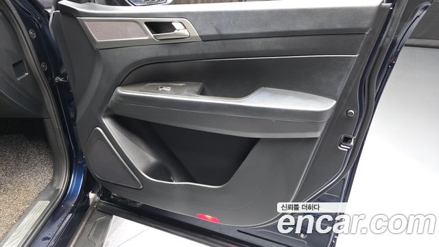 KG Mobility Rexton 2018 — photo 14