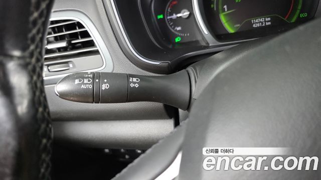 Renault Korea QM6 2017 — photo 27