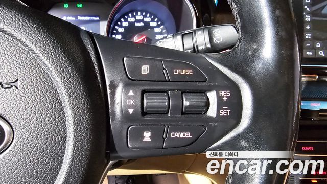 Kia Canival 2020 — photo 23