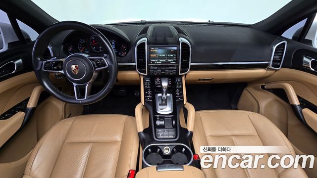 Porsche Cayenne 2016 — photo 7