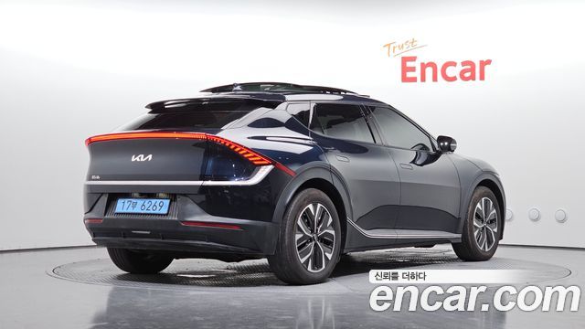 Kia EV6 2022 — photo 2