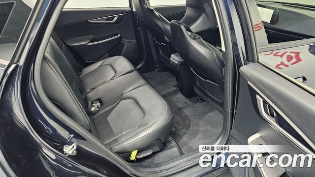 Kia EV6 2022 — photo 18