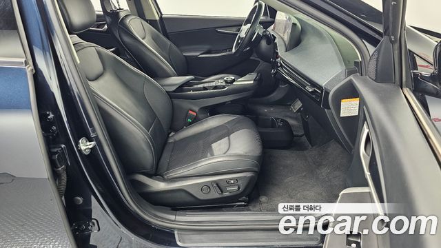 Kia EV6 2022 — photo 16