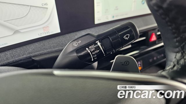 Kia EV6 2022 — photo 30