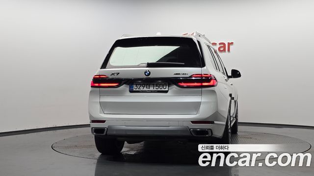 BMW X7 2025 — photo 4