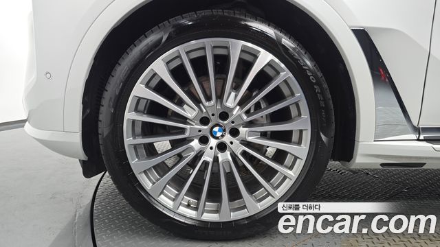 BMW X7 2025 — photo 5