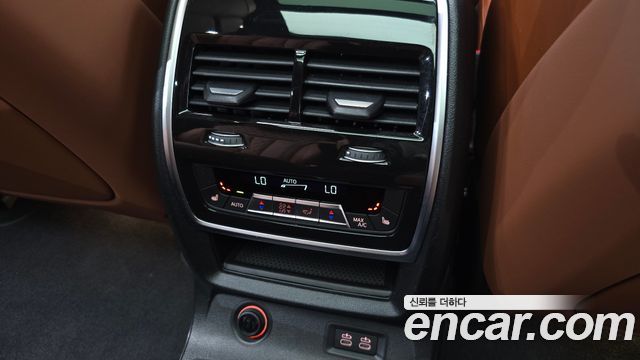 BMW X7 2025 — photo 25