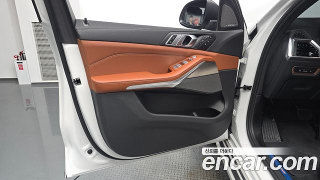 BMW X7 2025 — photo 14