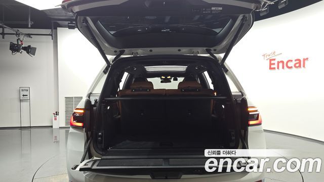 BMW X7 2025 — photo 35