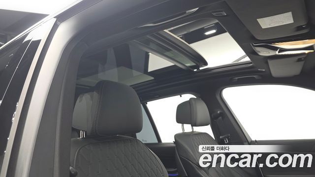 BMW X5 2025 — photo 23