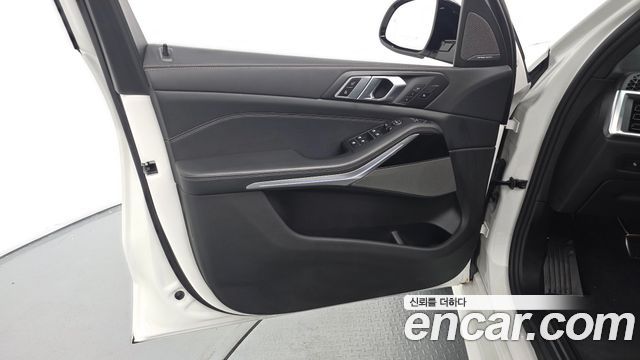 BMW X5 2025 — photo 14