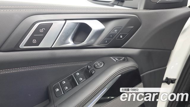 BMW X5 2025 — photo 29