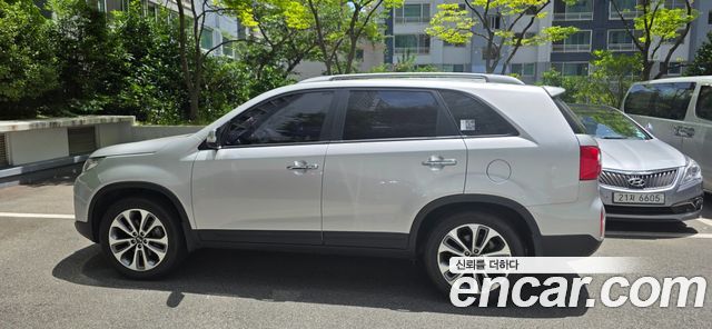 Kia Sorento 2014 — photo 11