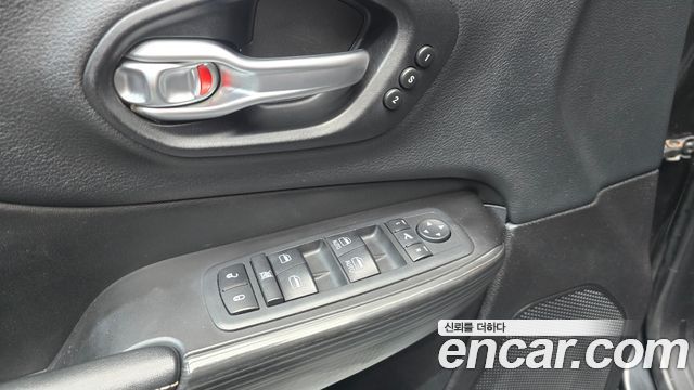 Jeep Cherokee 2015 — photo 14