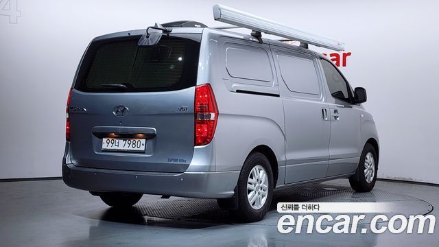 Hyundai Starex 2021 — photo 2