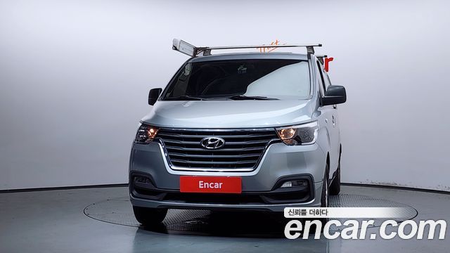 Hyundai Starex 2021 — photo 3