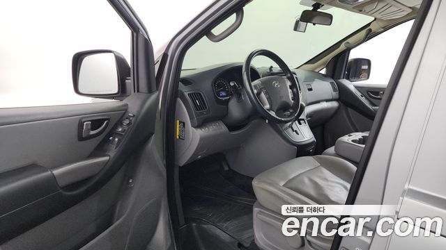 Hyundai Starex 2021 — photo 10