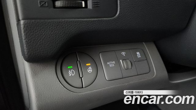 Hyundai Starex 2021 — photo 17