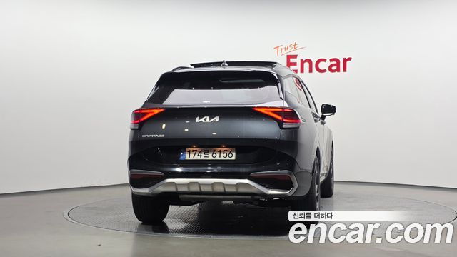 Kia Sportage 2023 — photo 4