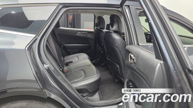 Kia Sportage 2023 — photo 12