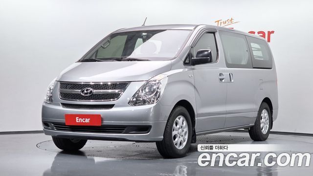 Hyundai Starex 2013 — photo 1
